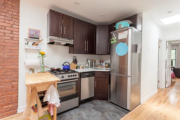 Rented by Isaac Myers J III, LREB | media 7