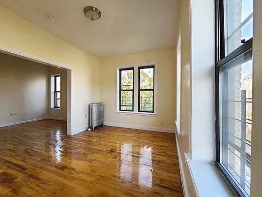 Rented by Oxford Property Group | media 2