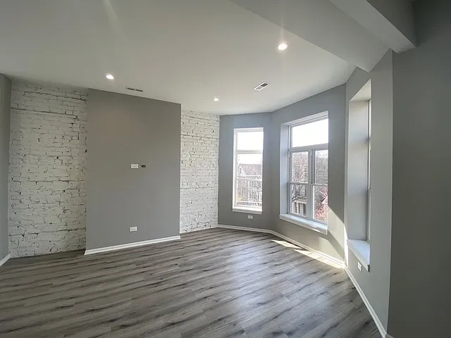 1647 N Fairfield Ave #2F1 — Photo 18