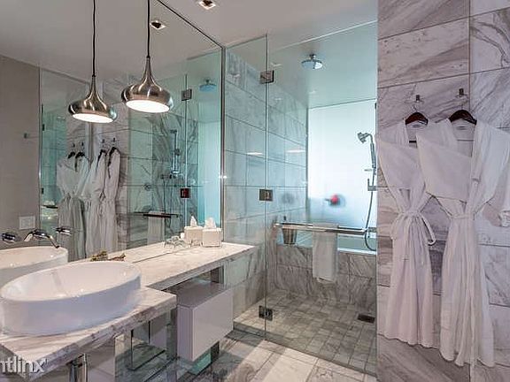 4381 W Flamingo Unit 30303 Las-small-007-13-Studio Unit-666x