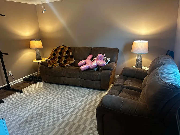 8689 Daisy Dallas Rd #B — Photo 4