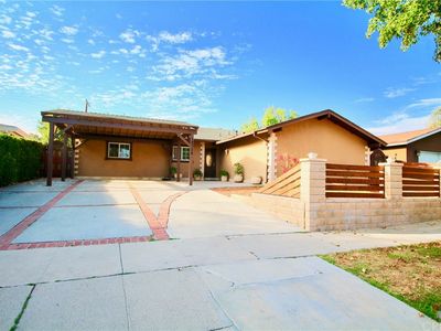 18739 Haynes St, Reseda, CA, 91335