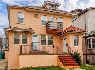 66 E Walnut St #B, Long Beach, NY 11561