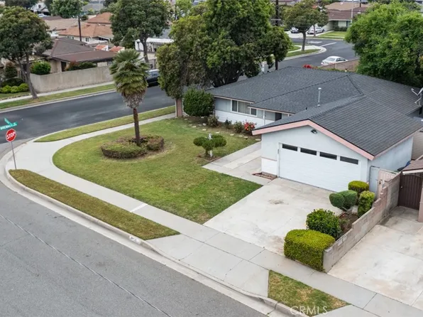 19115 Galway Ave, Carson, CA 90746