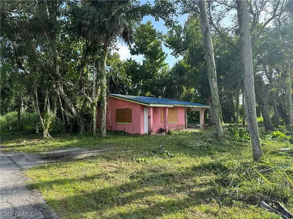 210 Delray Ave, Fort Myers, FL 33905