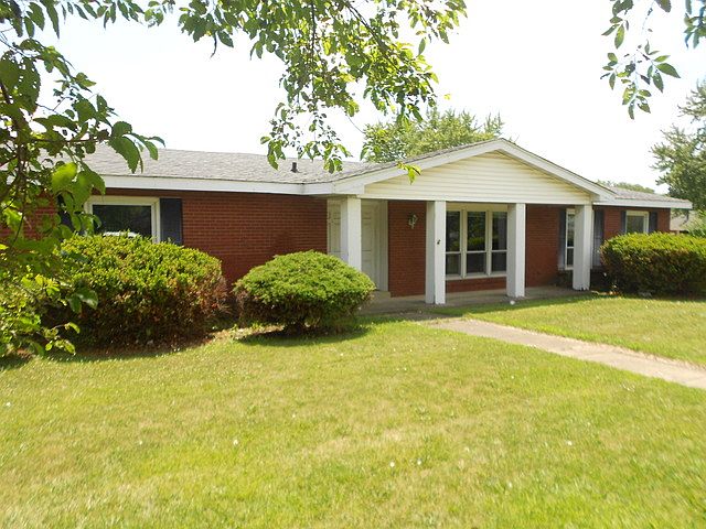 1st image of 718 N Terry Dr