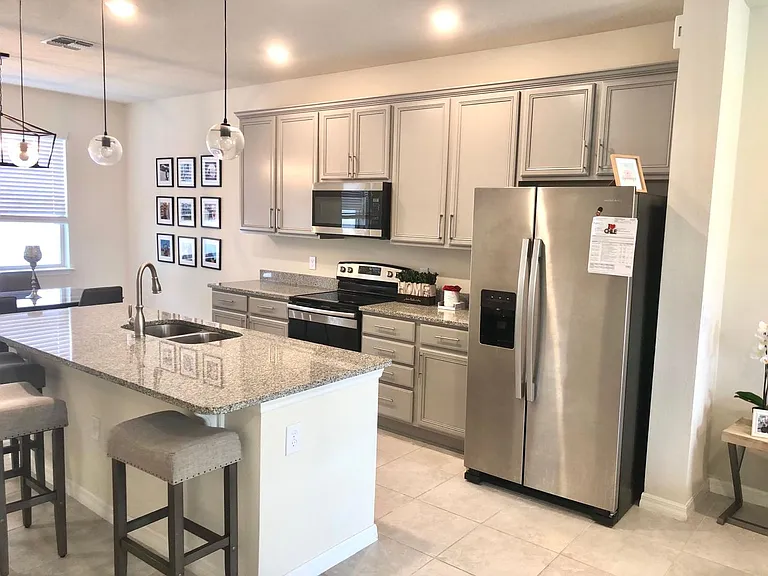 2674 Mead Ave — Photo 11