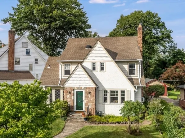 11 Winding Way, West Orange Twp., NJ 07052