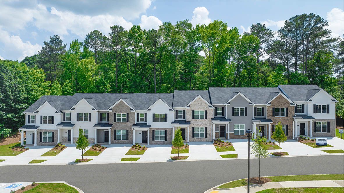 Villas at Pleasant Wood Townhomes by D.R. Horton Atlanta East City in