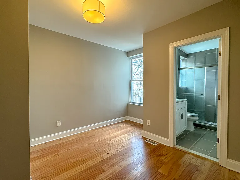 1838 Capitol Ave NE — Photo 25