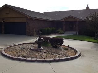 2103 Canterbury St, Garden City, KS 67846