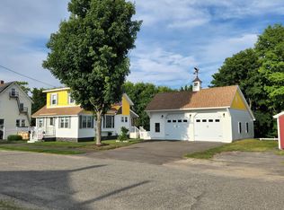 39 E Ter, Millinocket, ME 04462