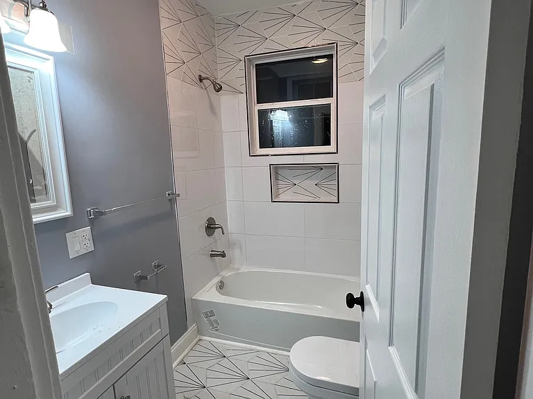 3601 Carolina Ave — Photo 1