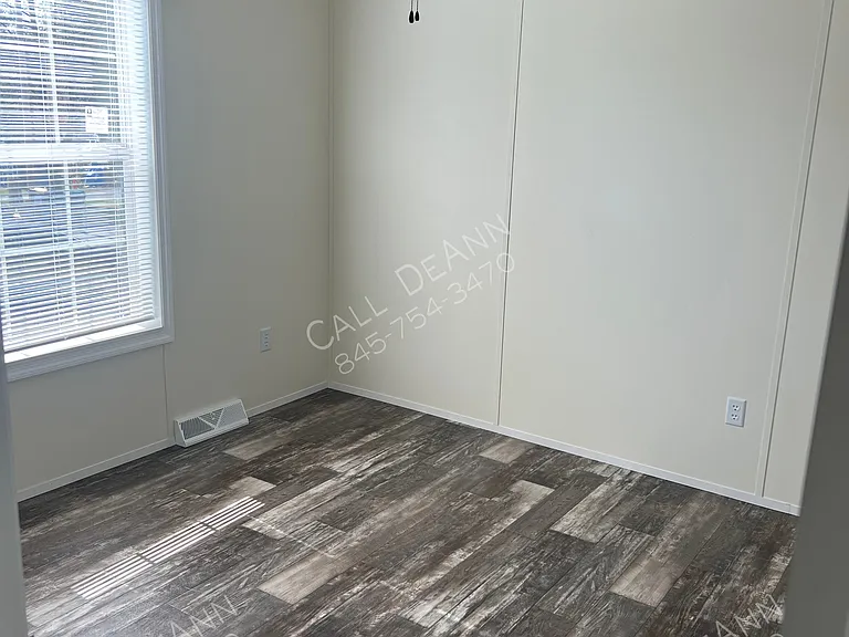 17 Greenwood Dr — Photo 10