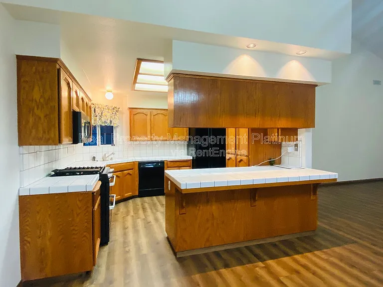 22 N Bliss Ave — Photo 16
