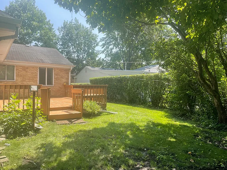 1948 Lincoln Ave — Photo 17