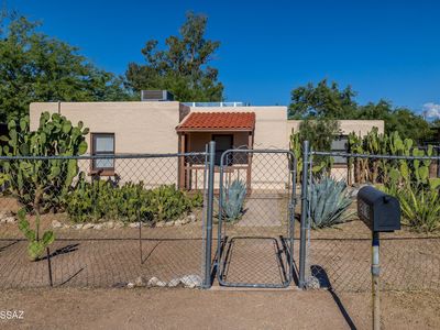 2010 N Dodge Blvd, Tucson, AZ, 85716