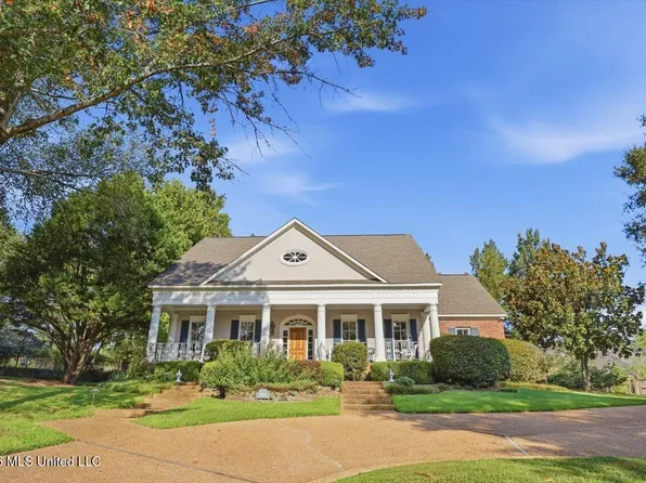 206 Persimmon Hl, Ridgeland, MS 39157