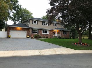 523 Shrewsbury Ave, Oceanport, NJ 07757