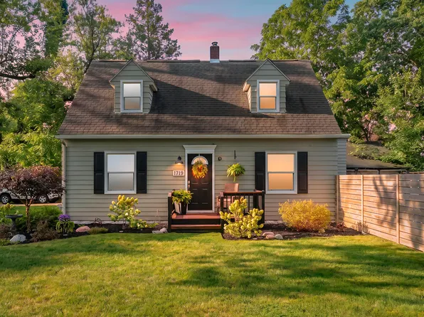 1719 Alamo Ave, Kalamazoo, MI 49006