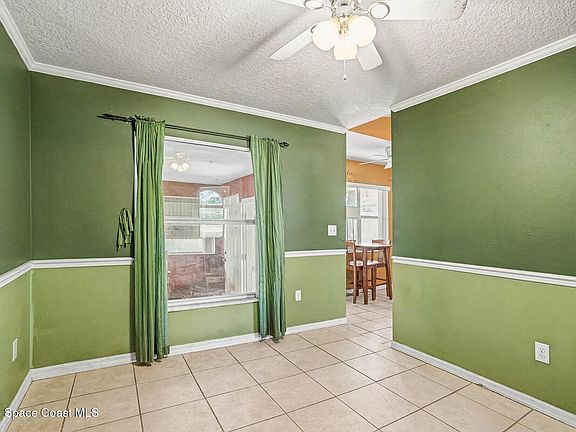 5th image of 10258 Joanies Run