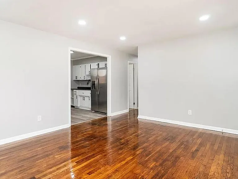 708 Bluford St — Photo 8