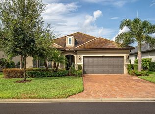 7450 Winding Cypress Dr, Naples, FL 34114