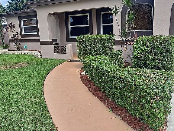 2nd image of 558 NW 69th Ter