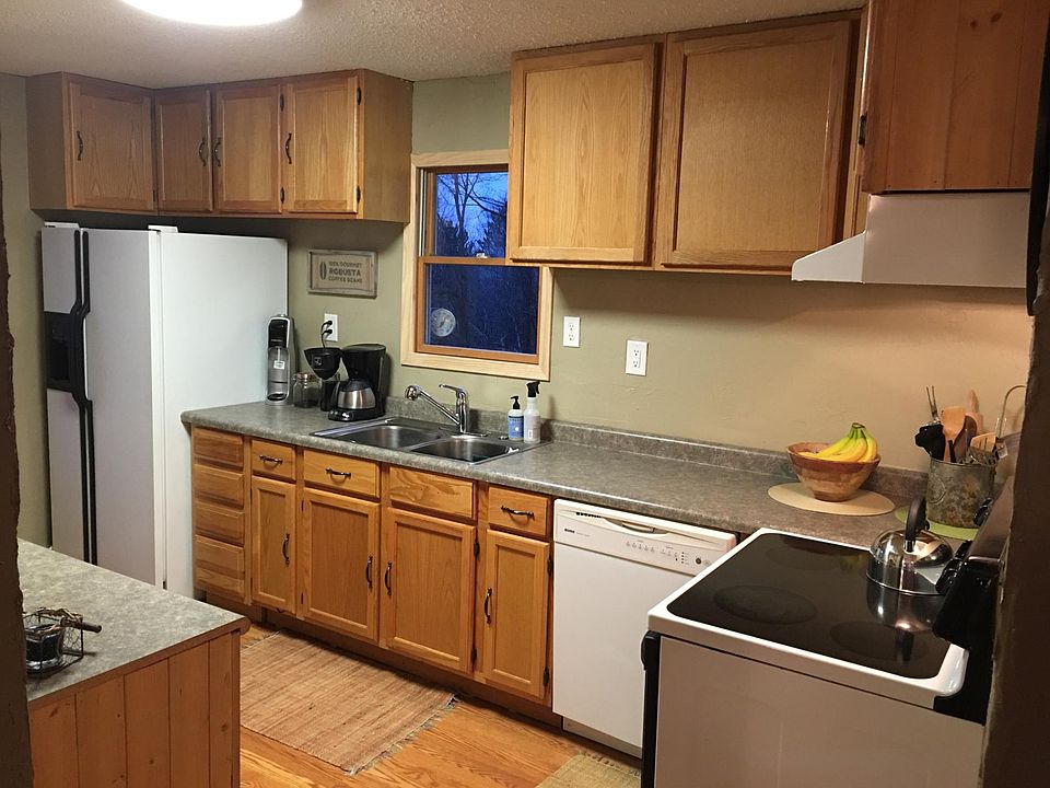 1st image of 25301 Meridian Cir