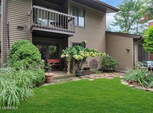 21A Concord Ct, Red Bank, NJ 07701