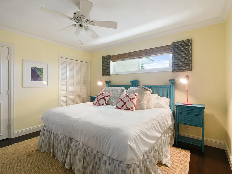 325 Beach Rd #301 — Photo 44