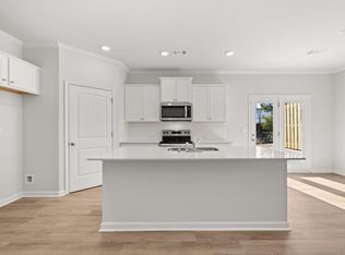 84 Hughes Place Dr, Dawsonville, GA 30534