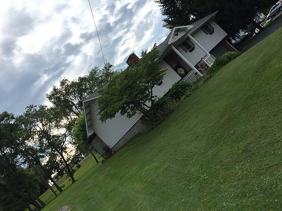 5th image of 15757 Pineview Dr