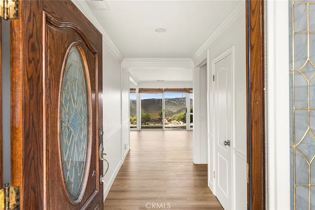 3 bed, 1754 sqft, $8,500 — Photo 4