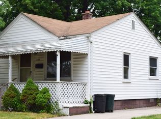 1527 E Meyers Ave, Hazel Park, MI