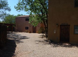 110 Valencia Rd, Santa Fe, NM 87505
