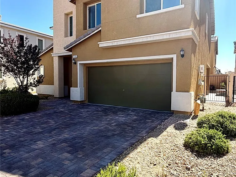 7170 Steubling Glen St — Photo 2