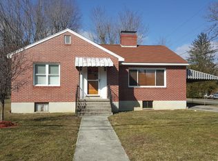 760 Maple Ave W, Alderson, WV 24910