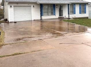 813 Old State Rd S, Pevely, MO 63070