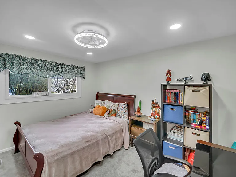 401 Greentree Pkwy — Photo 25