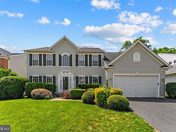 4th image of 13056 Gorham Way