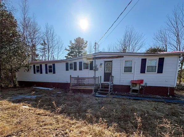 225 Waterville Rd, Burton, NB E2V 3S4