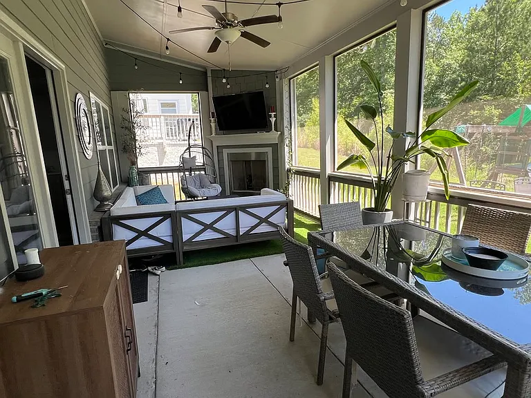 1521 Branthaven Ln — Photo 7