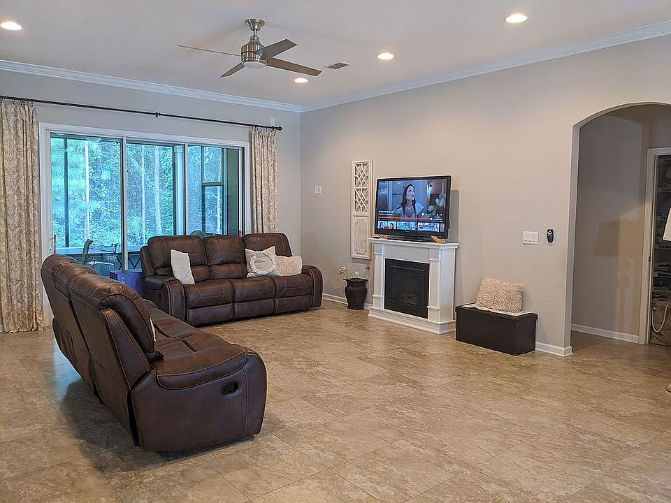 1st image of 79553 Plummers Creek Dr