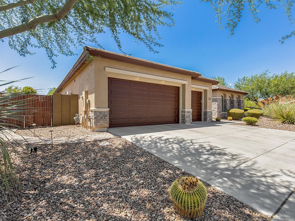 1st image of 40614 N Kearny Way