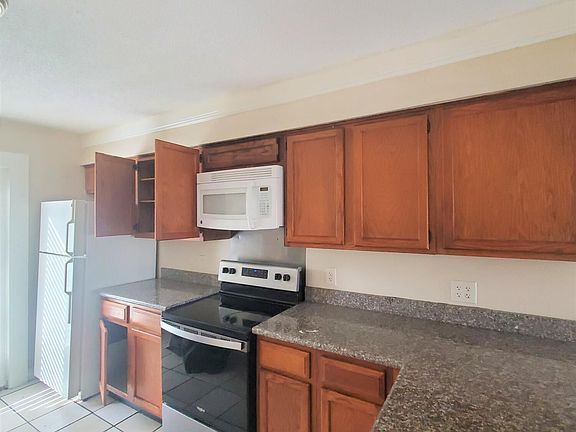 3rd image of 3401 54th Ave