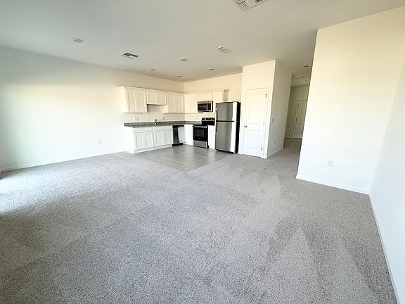 2nd image of 5923 Chestnut Grove Pl