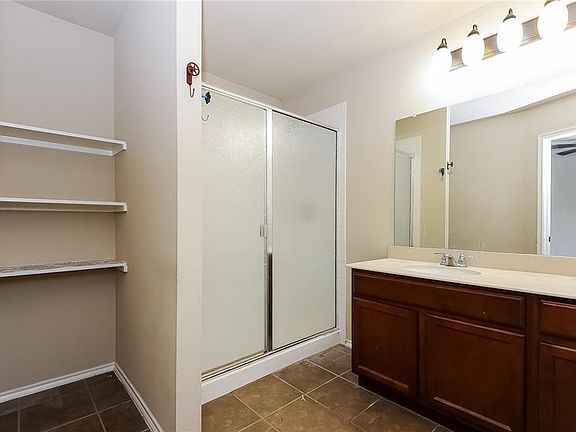 4th image of 1209 Koto Wood Dr