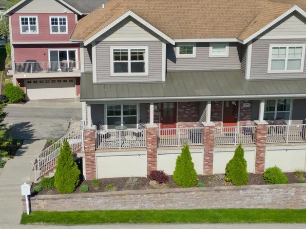 14 Sinatra Way, Fitchburg, WI 53711