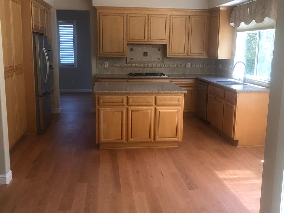 1st image of 953 Wood Duck Ave